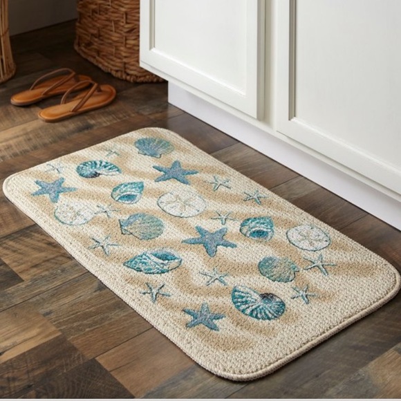 Mohawk Beach Coastal Nautical Shells Accent Rug 18” x 30” - Picture 2 of 8
